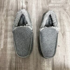 Ugg Ascot Wool Slipper in Gray Size 8 NEW